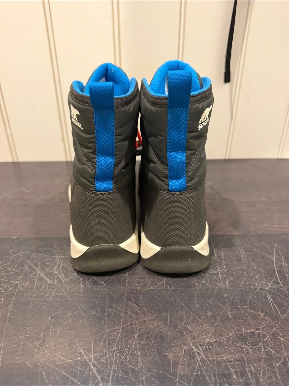 Sorel Kids Gray Winter Boots with Red Laces and Blue Trim